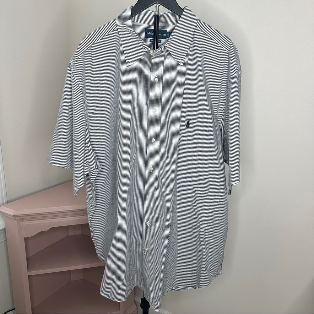 Ralph Lauren Men's Blue/White Pinstripe Short-Sleeve Button-Down Shirt